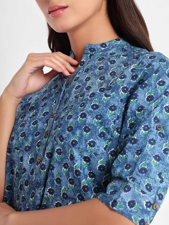 Blue Floral Print Straight Short Kurti