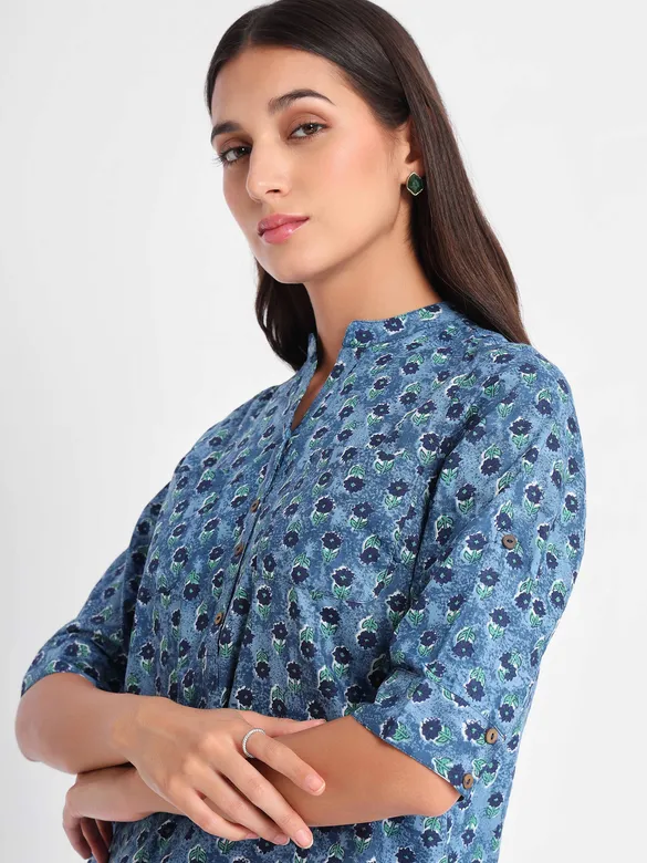 Blue Floral Print Straight Short Kurti