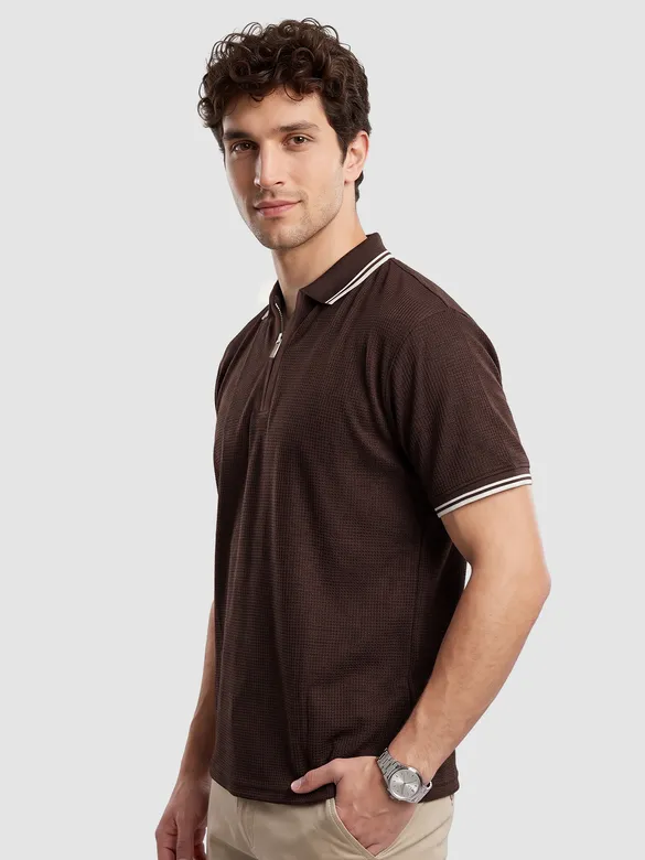 Brown Texture Knit Zipper Polo T-shirt