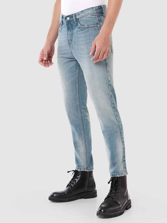 True Blue Carrot Fit Jeans