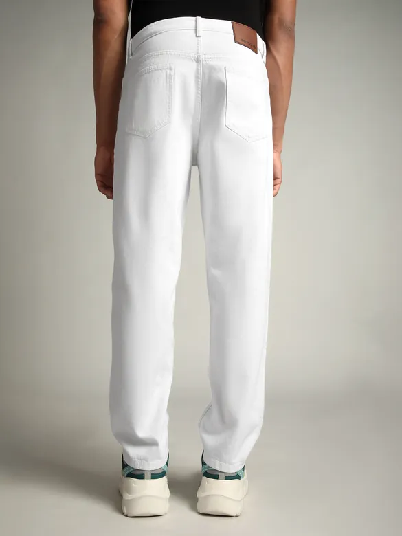 White Regular Fit Jeans
