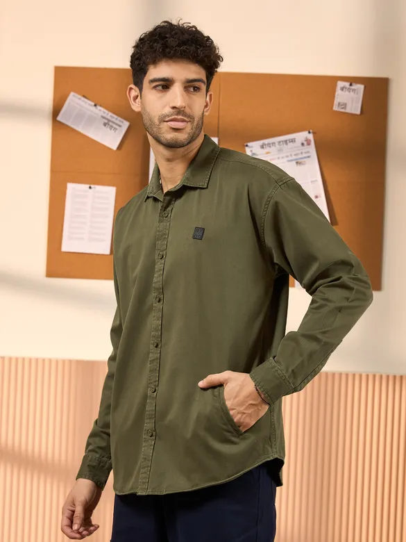 Olive Green Dual Pocket Men?s Shirt