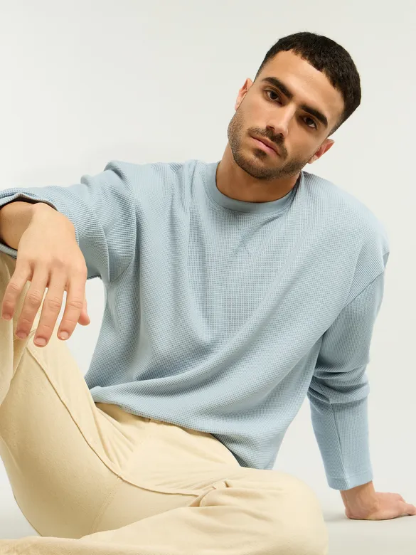 Shop oversized t shirts for men at beyoung, 