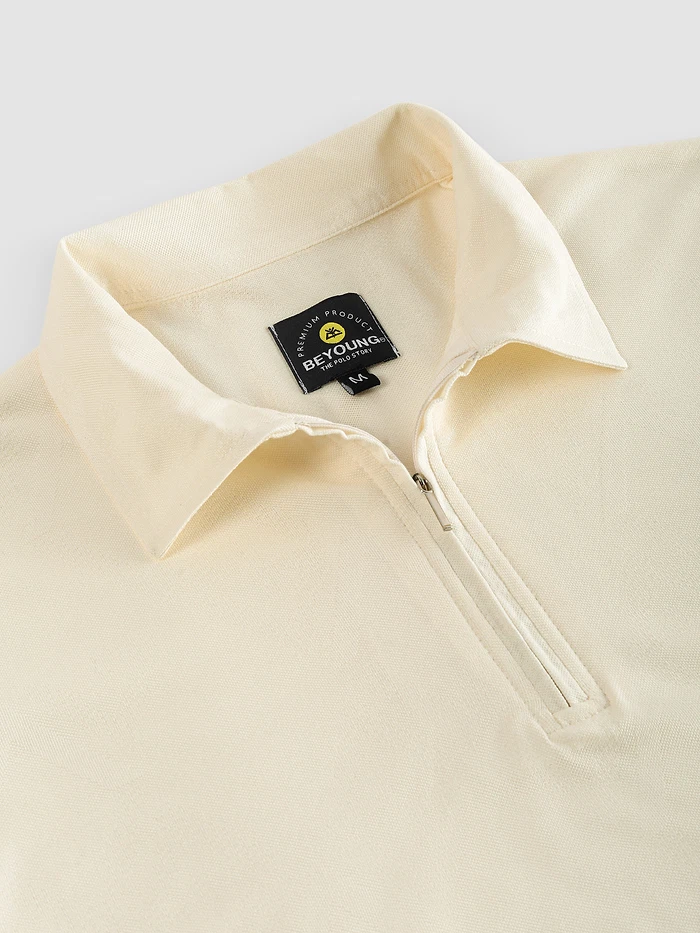 Off White Diamond Jacquard Textured Zipper Polo T-Shirt