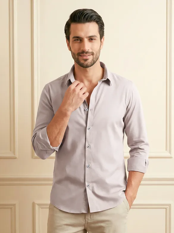 Dusty Pink Smooth Fit Solid Shirt