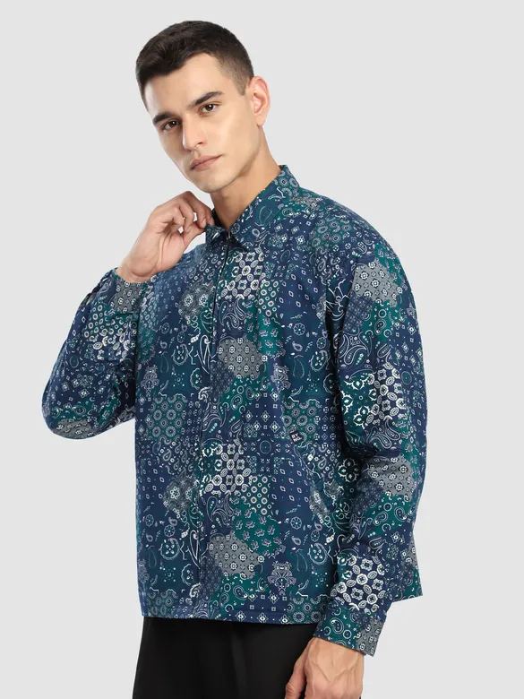 Blue Paisley Printed Zipper Shacket