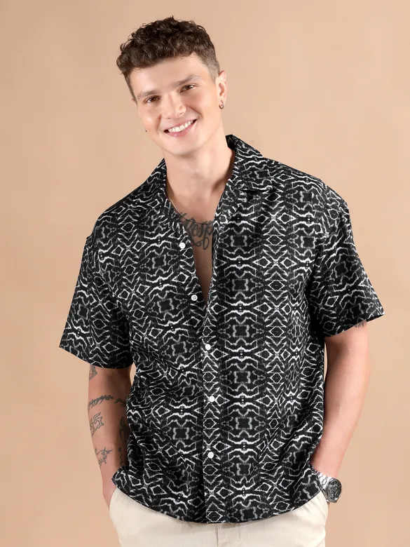 Black and White Printed Cuban Shirt