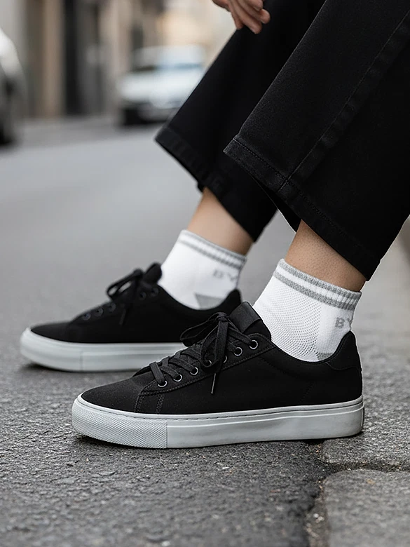 White Striped Unisex Socks